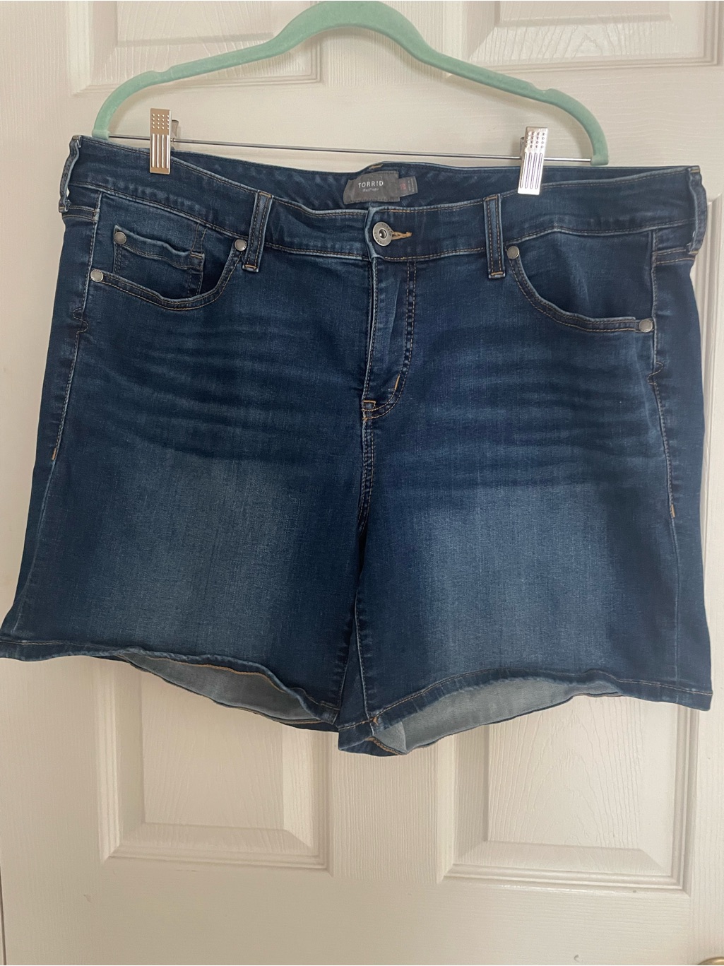 Torrid Dark Indigo Denim Shorts With Contrast Stitching